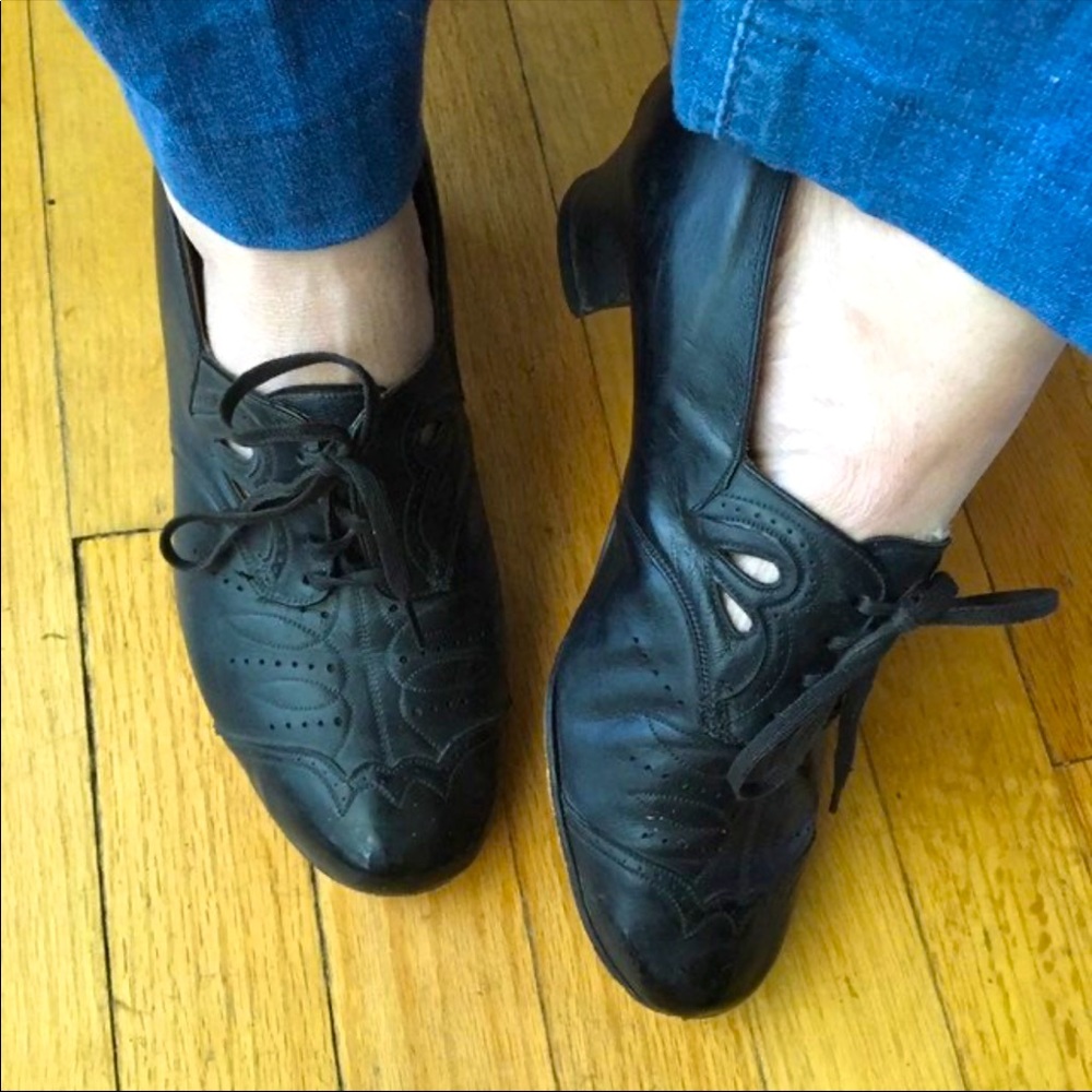 Vintage Black Leather Heels Size 9